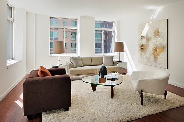 Rented by The Moinian Group | media 8