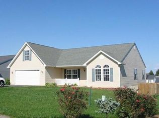 48 Carrollton Ct, Weyers Cave, VA 24486