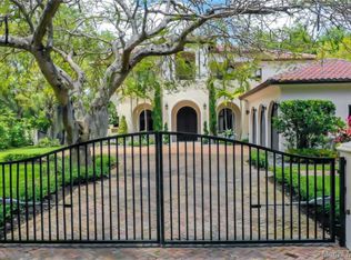 6885 SW 92nd St, Pinecrest, FL 33156