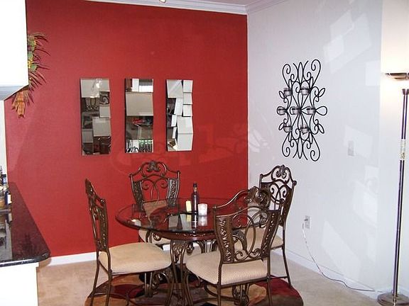 4th image of 4401 Weatherington Ln Unit 402