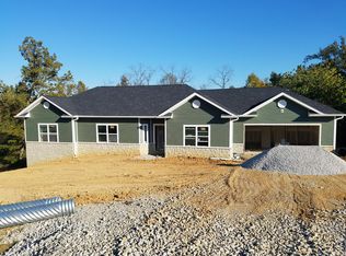 41 Berkshire Ave, Rineyville, KY 40162