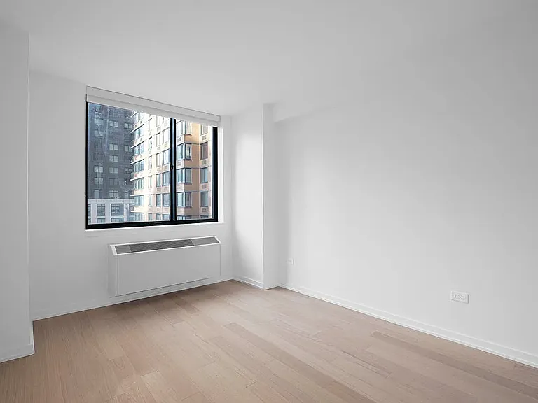 75 W End Ave #C10B — Photo 7