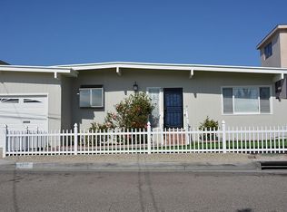 1810 Rhodes St, Hermosa Beach, CA 90254