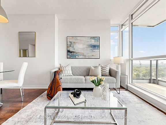 3rd image of 2885 Bayview Ave #1401