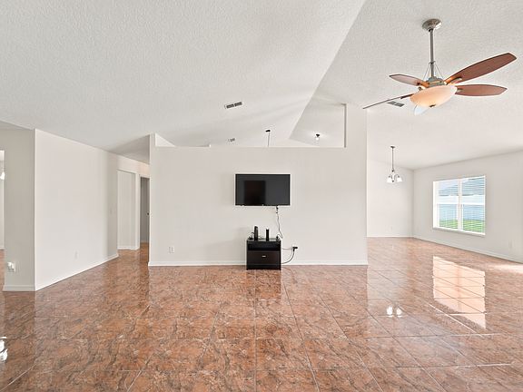 3rd image of 6013 Brick Rd