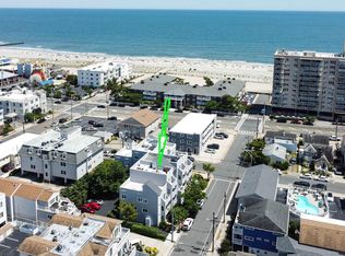 25 S Adams Ave APT 1, Margate, NJ 08402