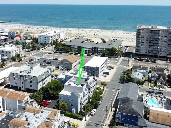 25 S Adams Ave APT 1, Margate, NJ 08402