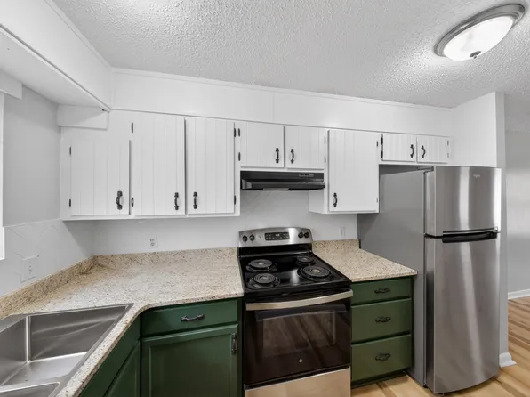 1196 McArthur Dr #4, Valdosta, GA 31601