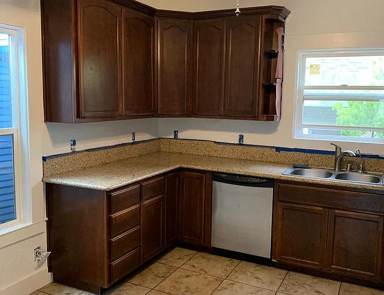 3146 2nd Ave #UPSTAIRS — Photo 15