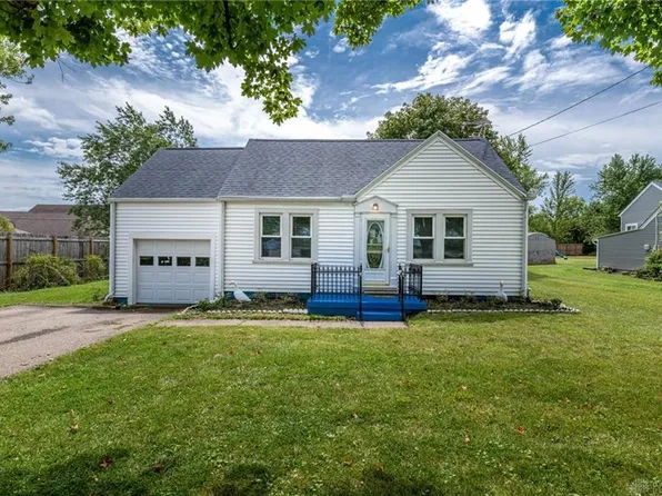 3407 Kemp Rd, Dayton, OH 45431