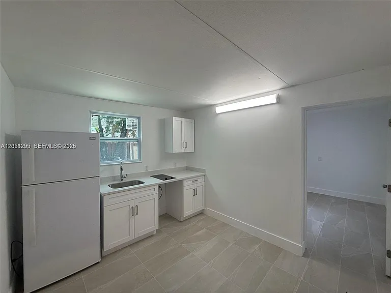 6765 SW 34th St — Photo 4