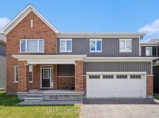 748 Eminence St, Ottawa, ON K2J 6X6