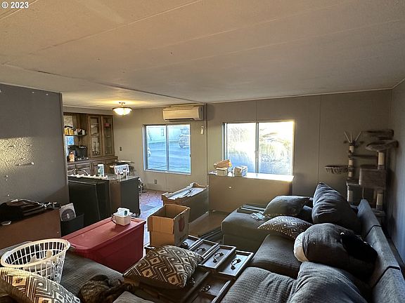 4th image of 6811 NE 124th Ave Unit 60