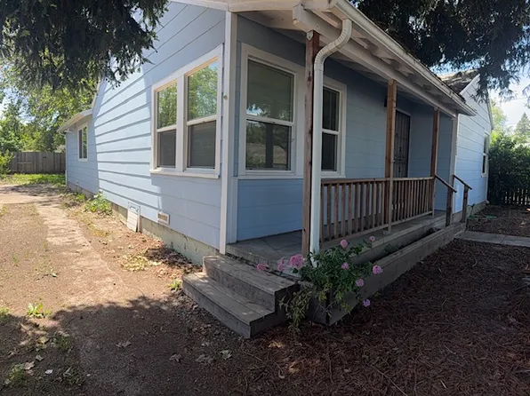 135 E Oak St, Willits, CA 95490