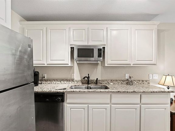 5th image of 5757 Martel Ave APT B09