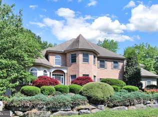 12 Emlyn Ln, Mechanicsburg, PA 17055