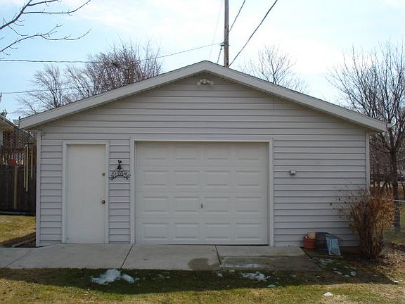 2nd image of 1206 Michaline Dr