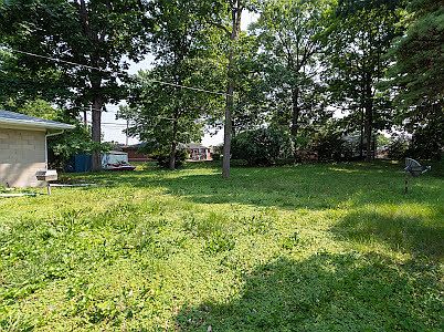 5th image of 5633 Maplewood Dr