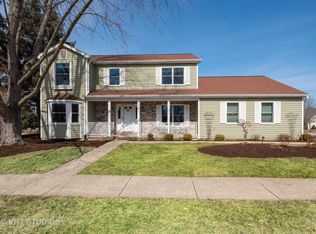 1161 Morton St, Batavia, IL 60510