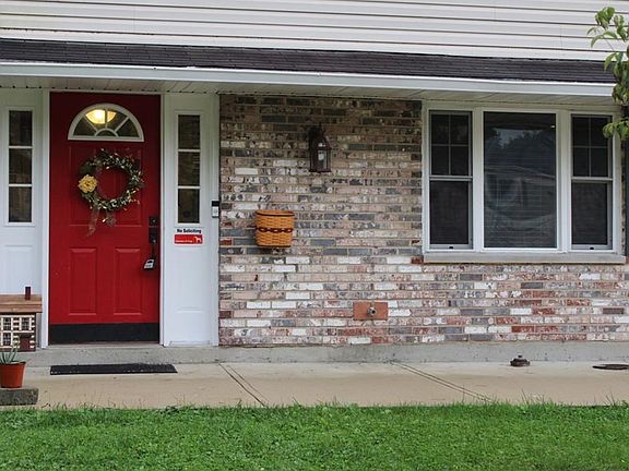 2nd image of 5974 Pagent Ln