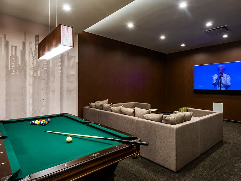 One Park Condos — Photo 32