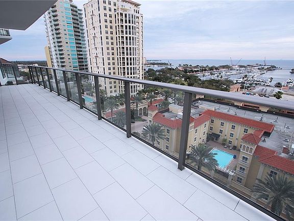 4th image of 100 1st Ave N Unit 1003