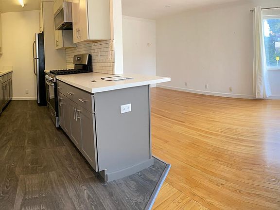 KITCHEN LIVING ROOM AREA