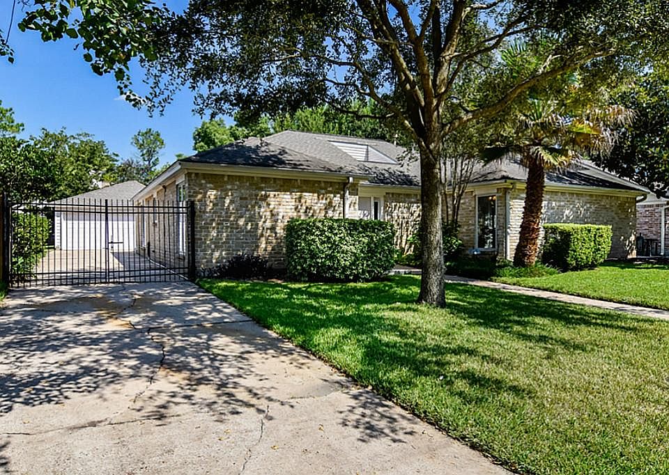 1st image of 11414 Briar Rose Dr