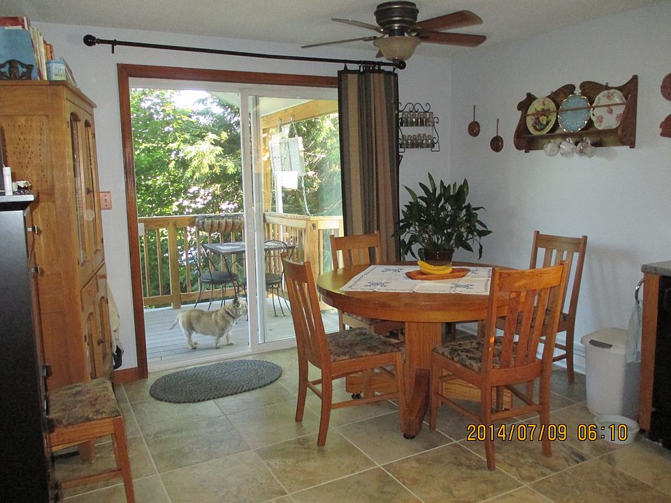 Breakfast Nook in kitchen