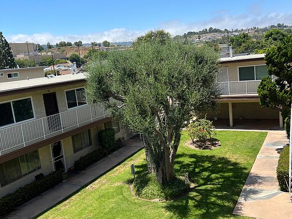 5th image of 25925 Narbonne Ave Unit 42