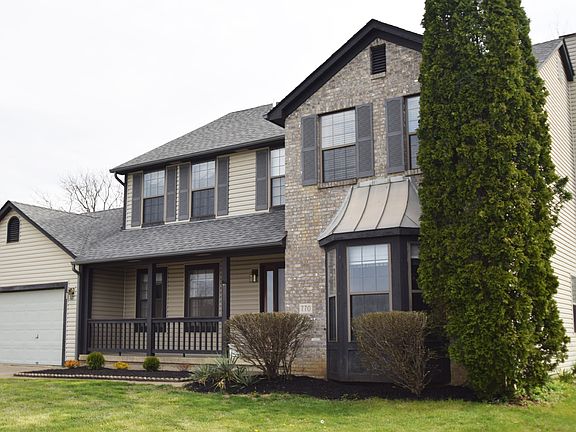 3rd image of 770 Hunters Glen Dr