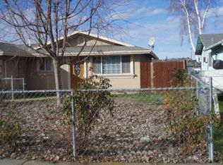 8243 Division Rd, White City, OR 97503