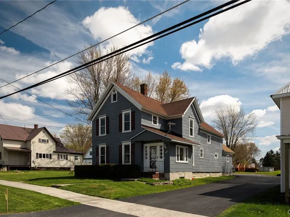 222 Franklin St, Brownville, NY 13615