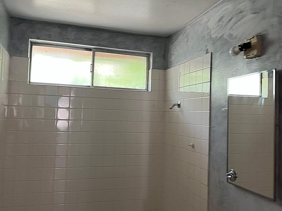 3rd image of 11615 206th St APT A