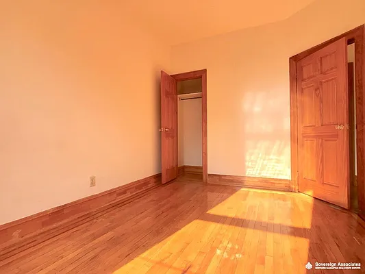 Rented by Sovereign Associates | media 37