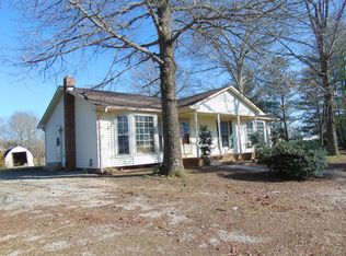 156 Treetop Trl, Lawrenceburg, TN 38464