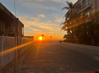 6400 Pacific Ave, Playa Del Rey, CA 90293