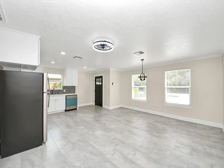 7066 Villa Dr #A — Photo 8