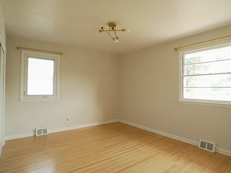 222 Belle Arbor Dr — Photo 17