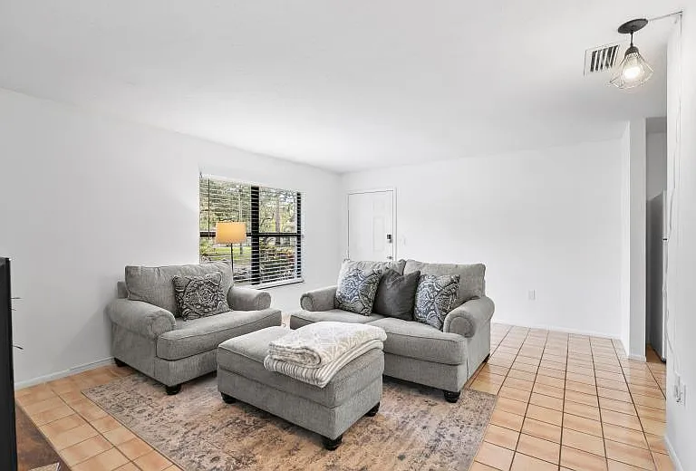 Summerwind Dr — Photo 22