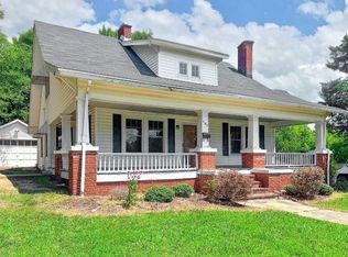 107 N Morgan St, Roxboro, NC 27573