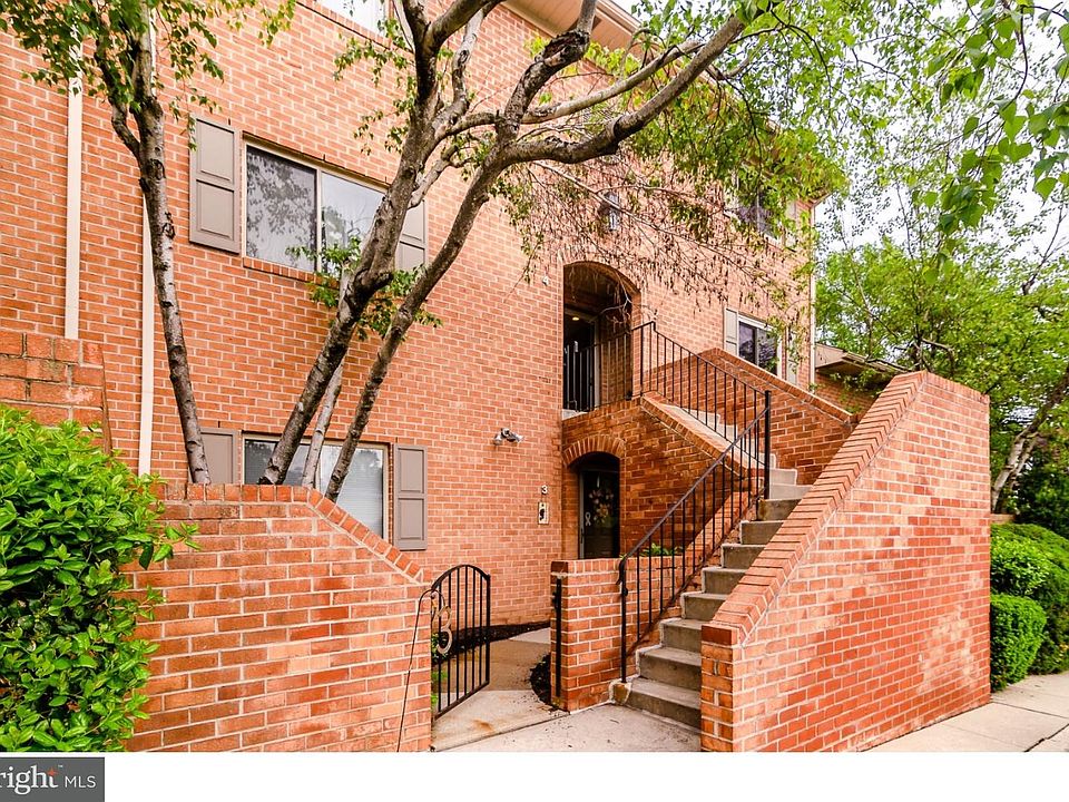 1st image of 50 Woodside Rd APT 2