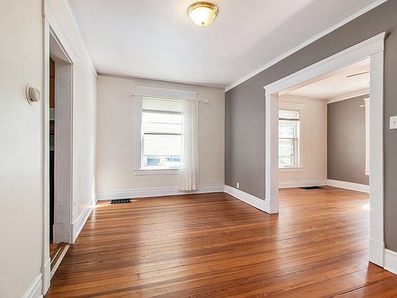 5th image of 512 N 5th Ave