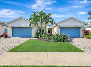 8825 Saint Lucia Dr, Naples, FL 34114