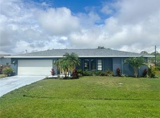 417 SE Lamon Ln, Port Saint Lucie, FL 34983