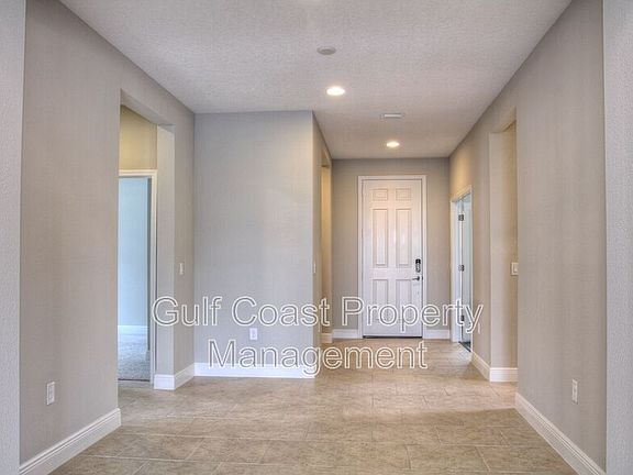 3rd image of 16845 Rosedown Gln