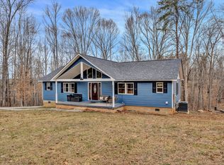 106 Whisper Knoll Dr, Moneta, VA 24121