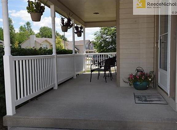 3rd image of 804 S Kisner Dr