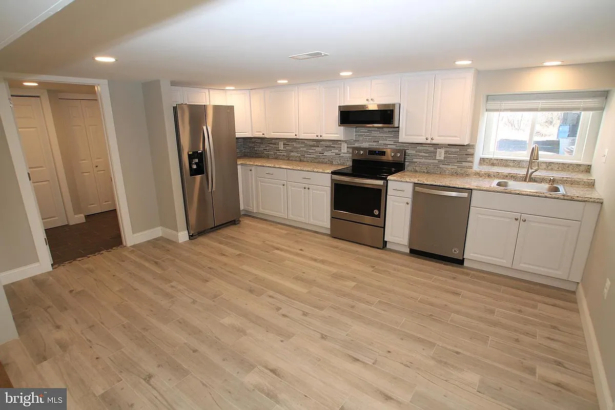 Building Photo - 538 Durham Rd #C