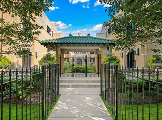 Irving Courts by Reside, Chicago, IL 60613